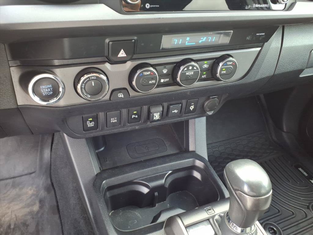 Used 2021 Toyota Tacoma TRD Off-Road w/ Technology Package AWD/4WD image 21
