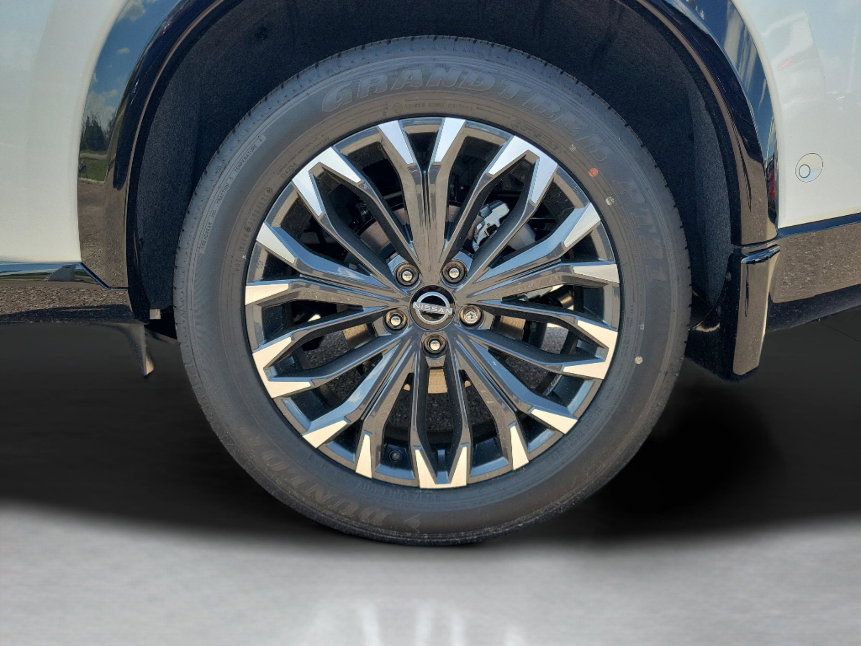 New 2026 Nissan Rogue Platinum w/ Platinum Premium Package AWD/4WD image 6