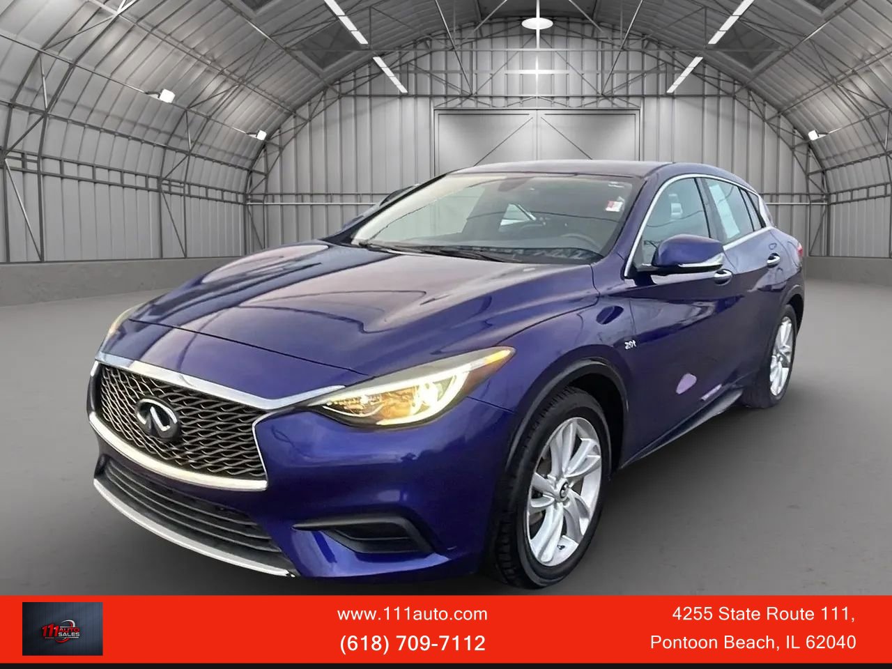 Used 2017 INFINITI QX30 FWD image 1