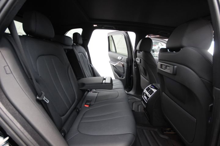 Used 2019 BMW X5 xDrive40i w/ Premium Package 2 AWD/4WD image 29