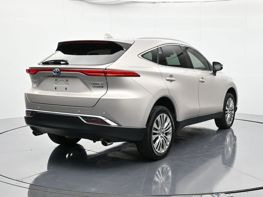 Used 2021 Toyota Venza Limited image 5