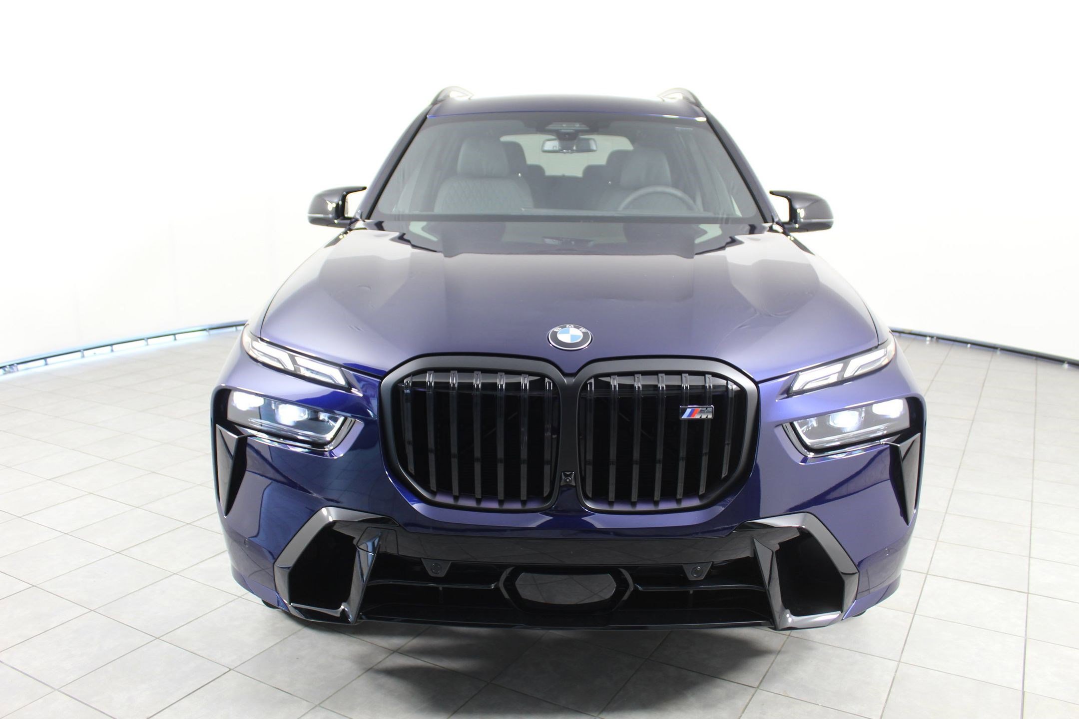 New 2026 BMW X7 M60i image 6