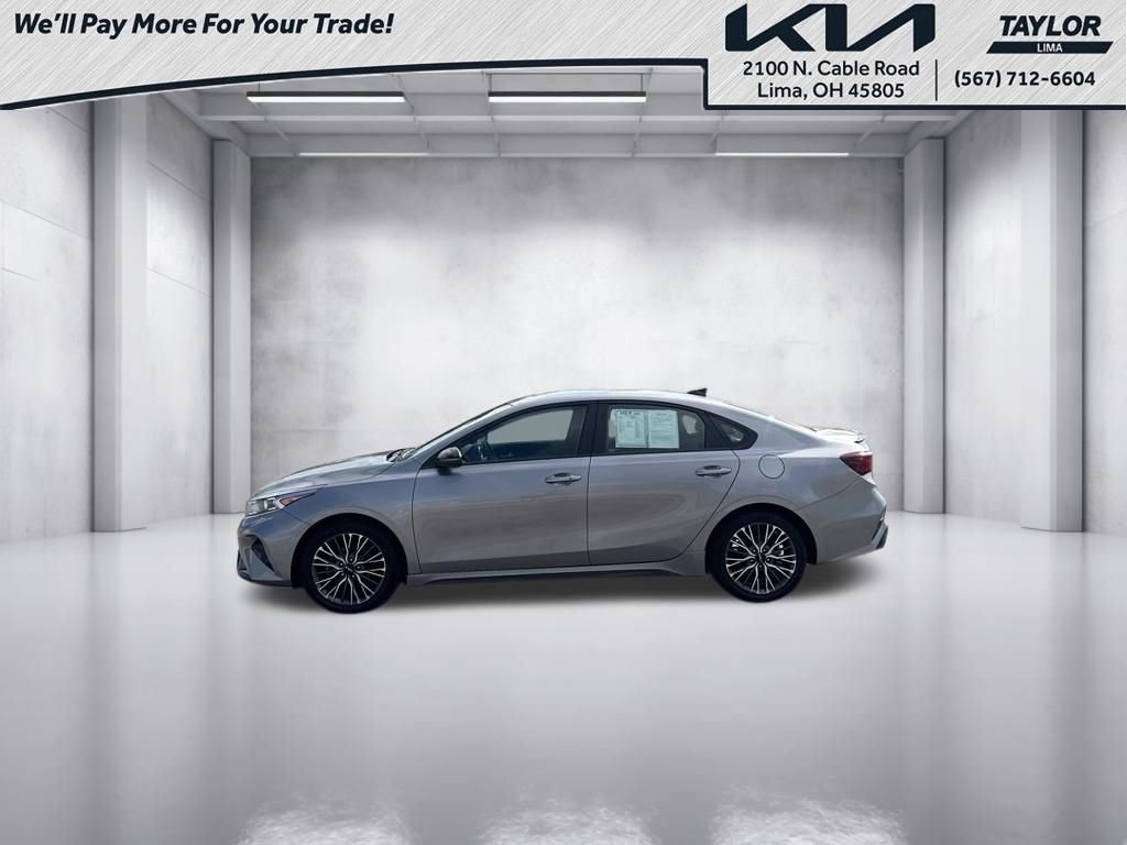 Used 2023 Kia Forte GT-Line FWD image 3
