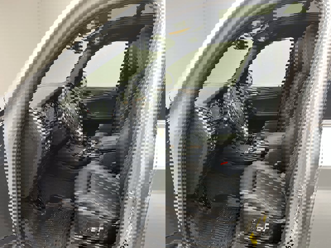 Used 2018 BMW X3 xDrive30i w/ Premium Package image 3