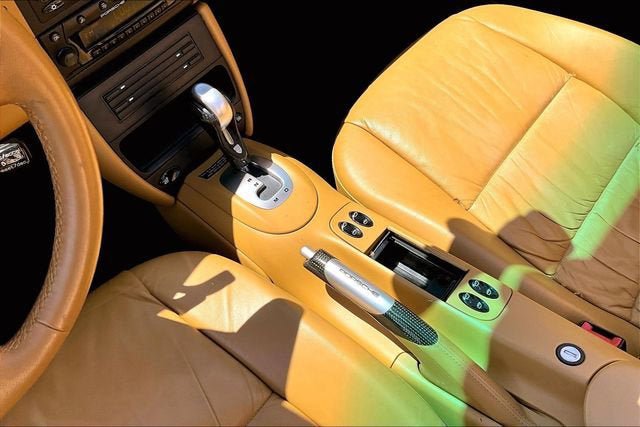 Used 2000 Porsche 911 Carrera RWD image 14