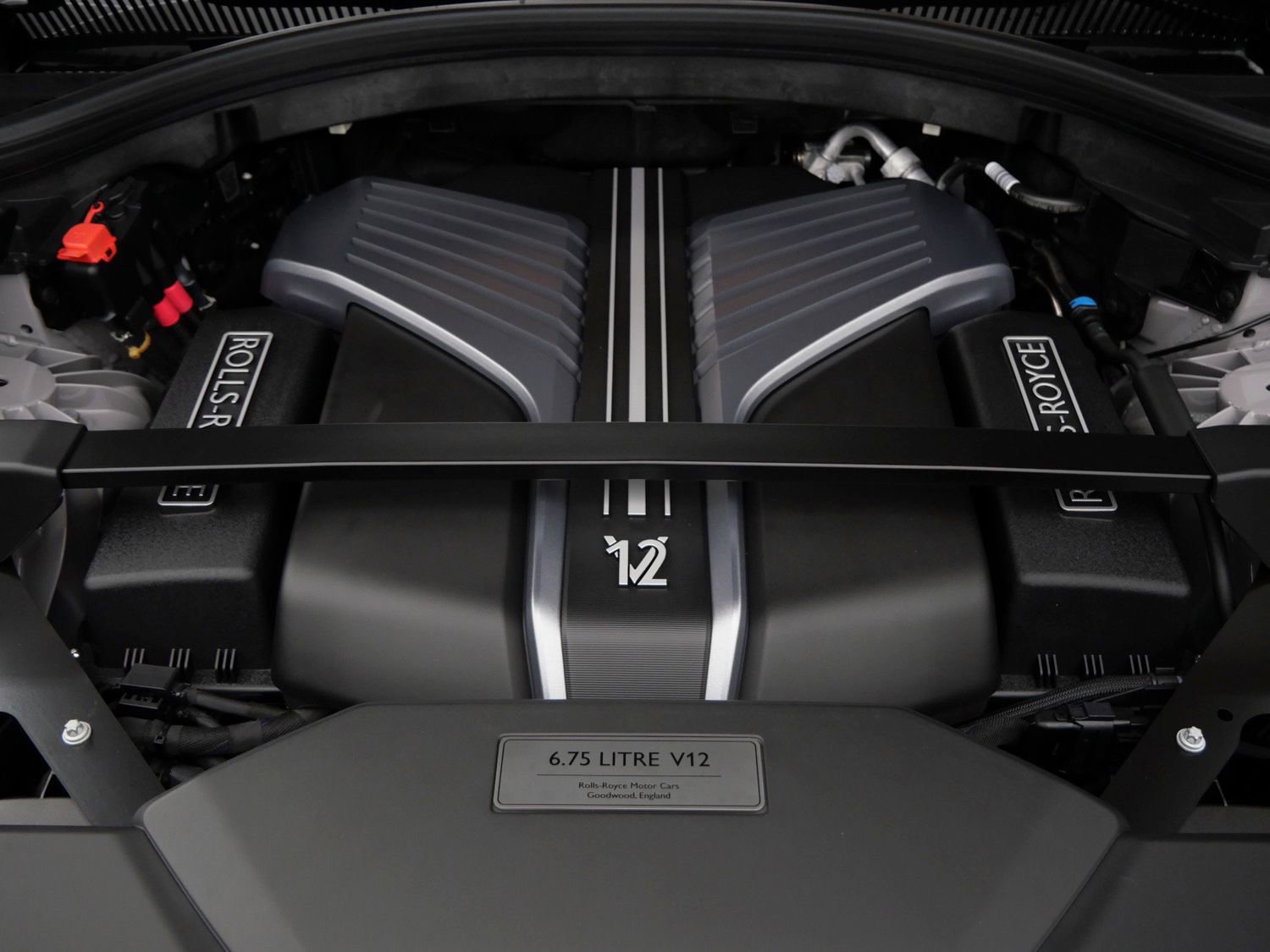 New 2026 Rolls-Royce Cullinan Black Badge image 33