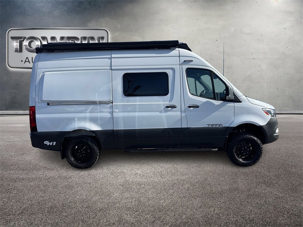 Used 2023 Mercedes-Benz Sprinter 2500 image 3