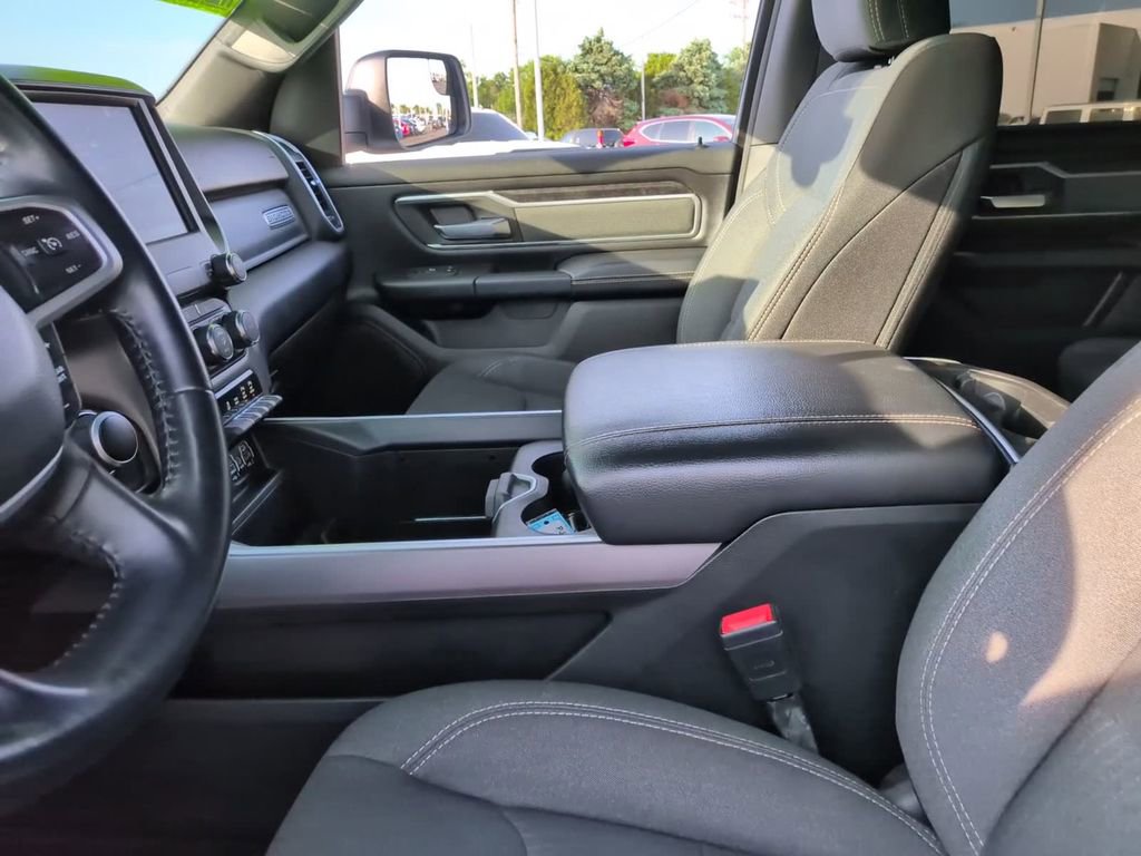 Used 2022 RAM 1500 Big Horn AWD/4WD image 25