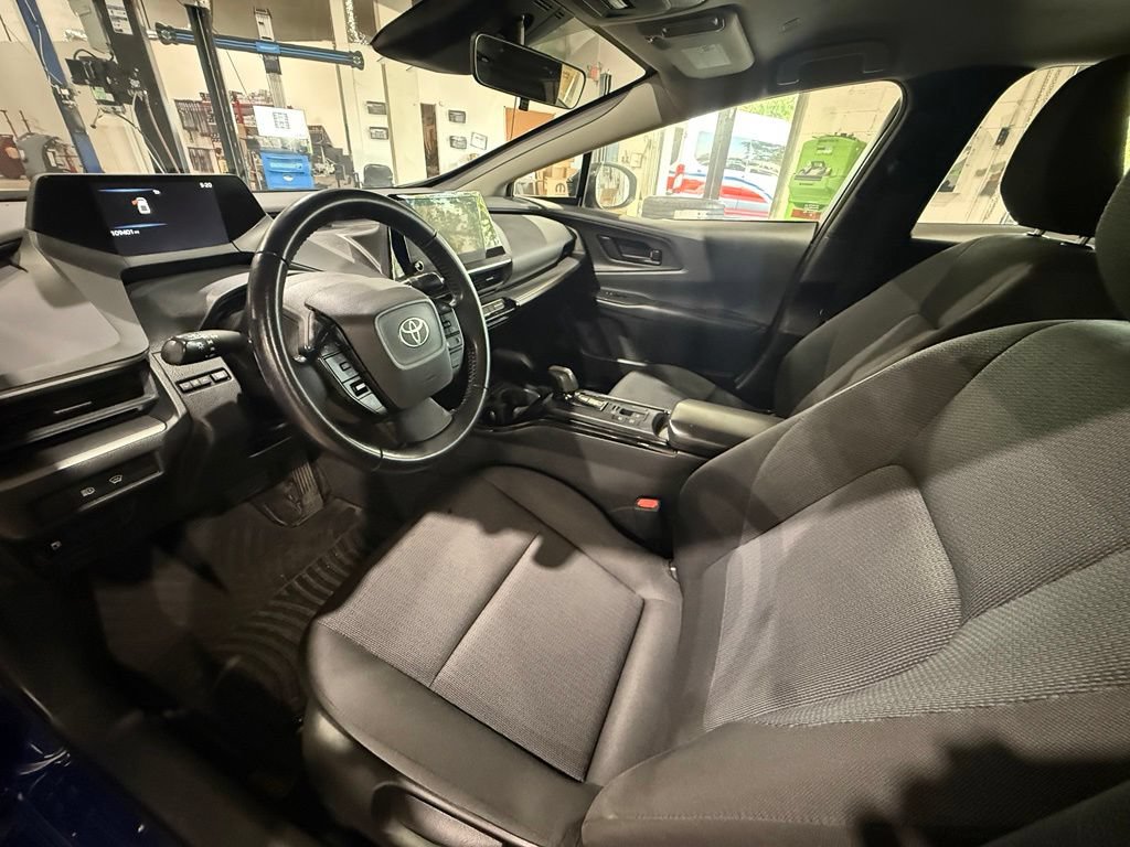 Used 2023 Toyota Prius LE FWD image 21