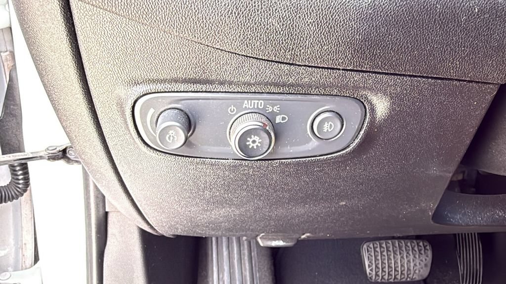 Used 2019 Chevrolet Equinox Premier FWD image 46