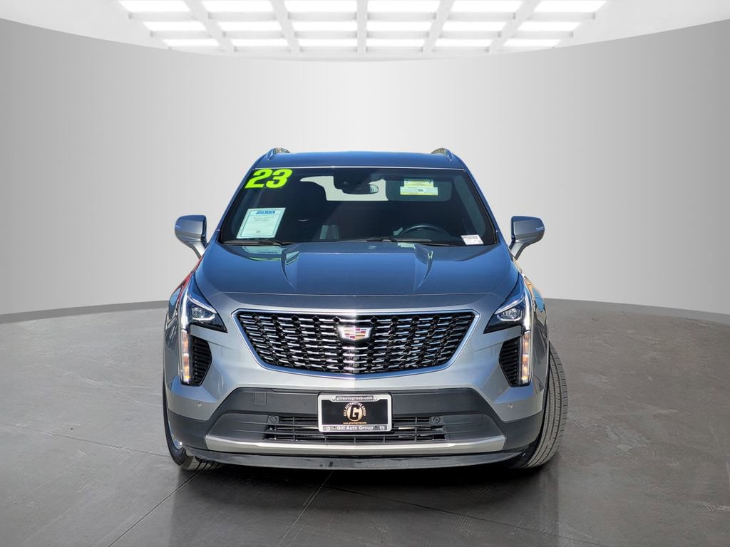 Used 2023 Cadillac XT4 Premium Luxury image 2