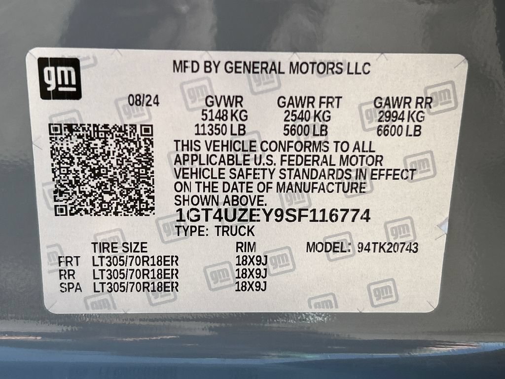 Used 2025 GMC Sierra 2500 AT4X AWD/4WD image 34