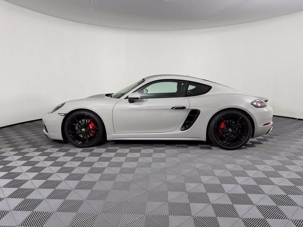 Certified 2025 Porsche 718 Cayman S RWD image 2