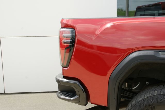 Used 2024 GMC Sierra 2500 AT4X AWD/4WD image 14