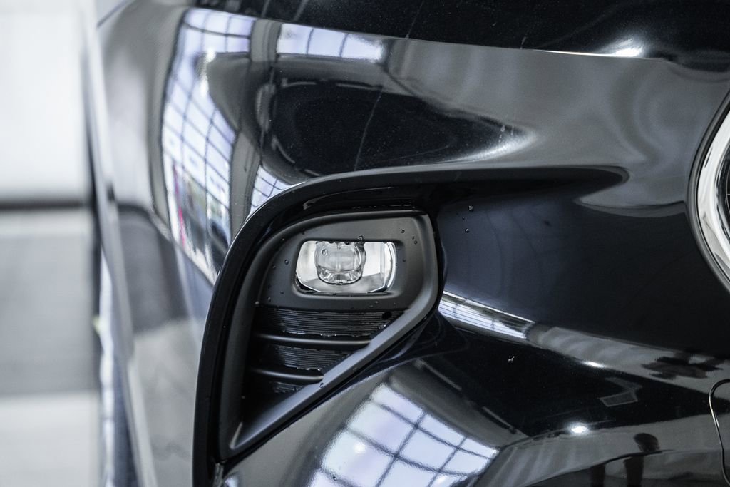 New 2026 Toyota Highlander Platinum image 14