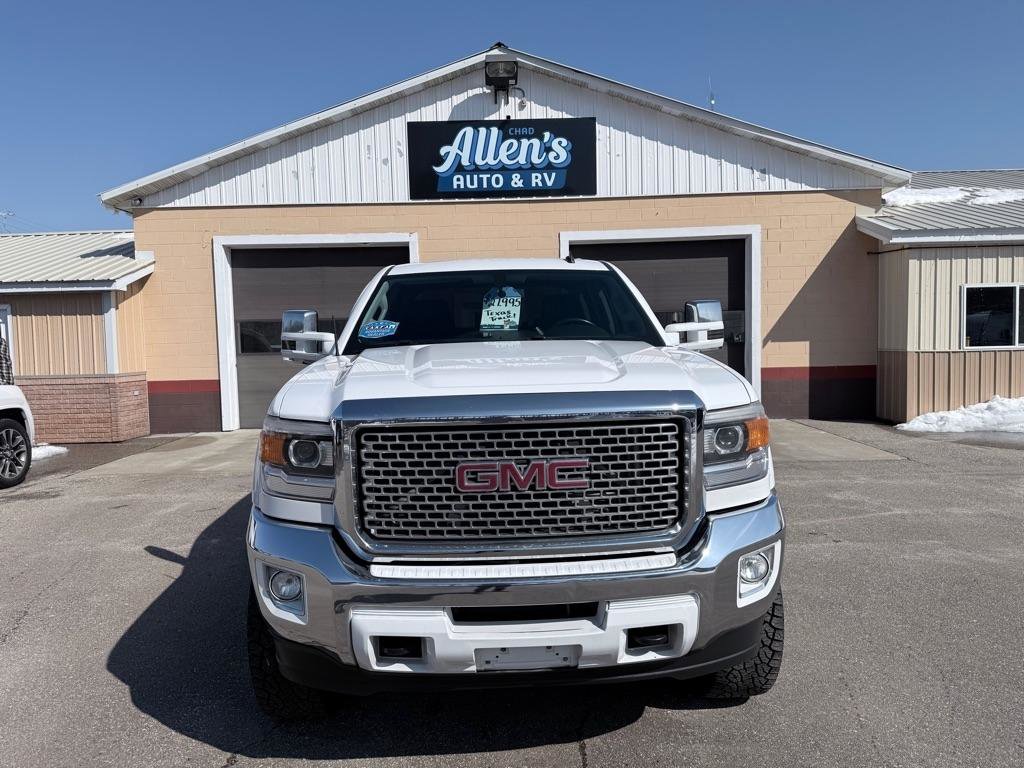 Used 2015 GMC Sierra 2500 SLE image 3