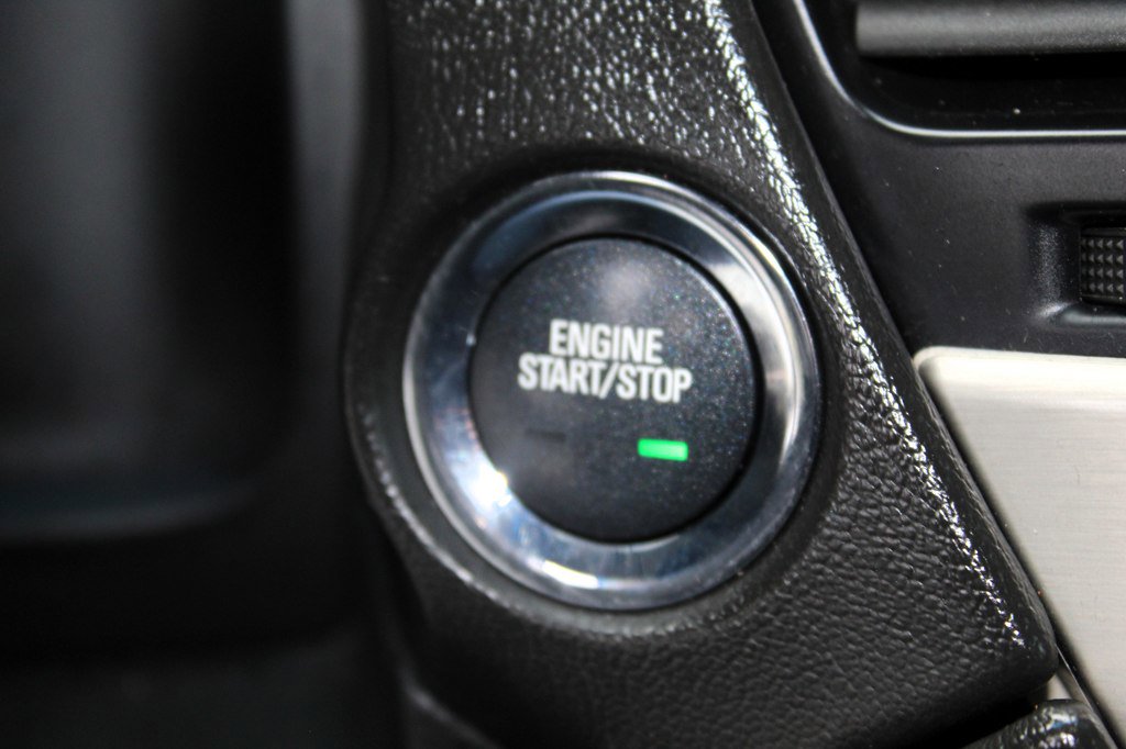 Used 2020 GMC Yukon XL Denali image 17