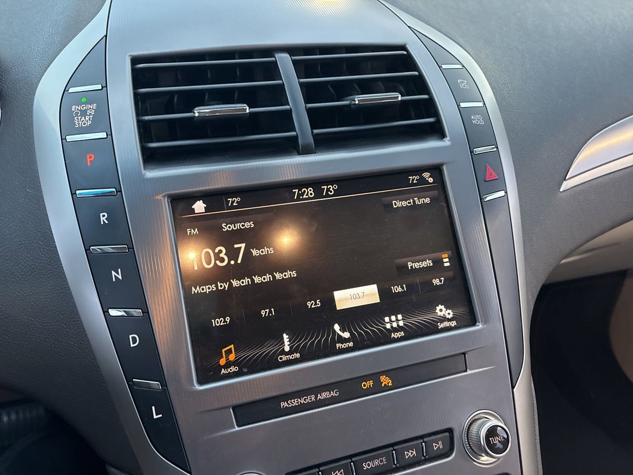 Used 2019 Lincoln MKZ Premiere image 18