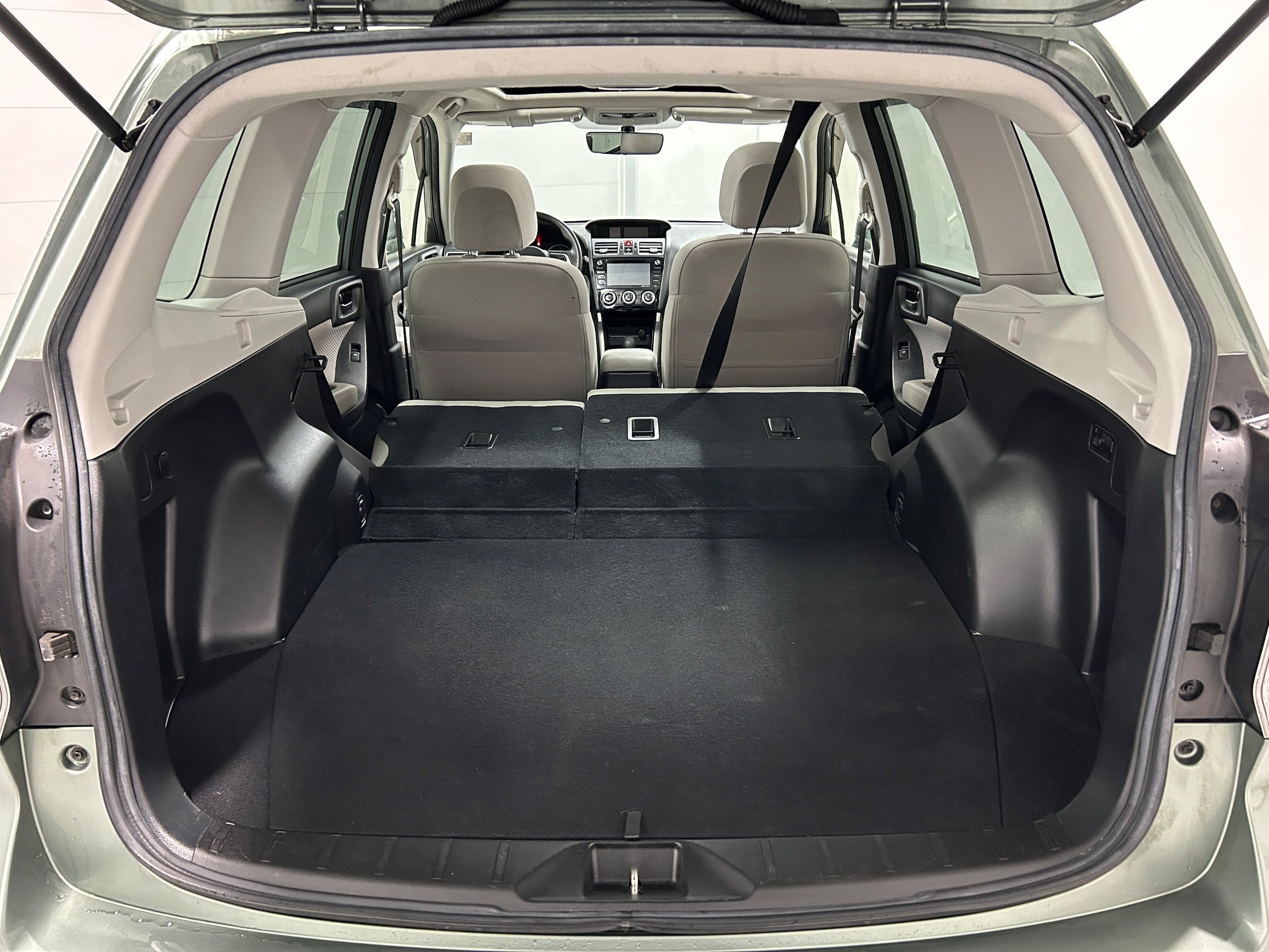 Used 2018 Subaru Forester 2.5i Premium AWD/4WD image 32