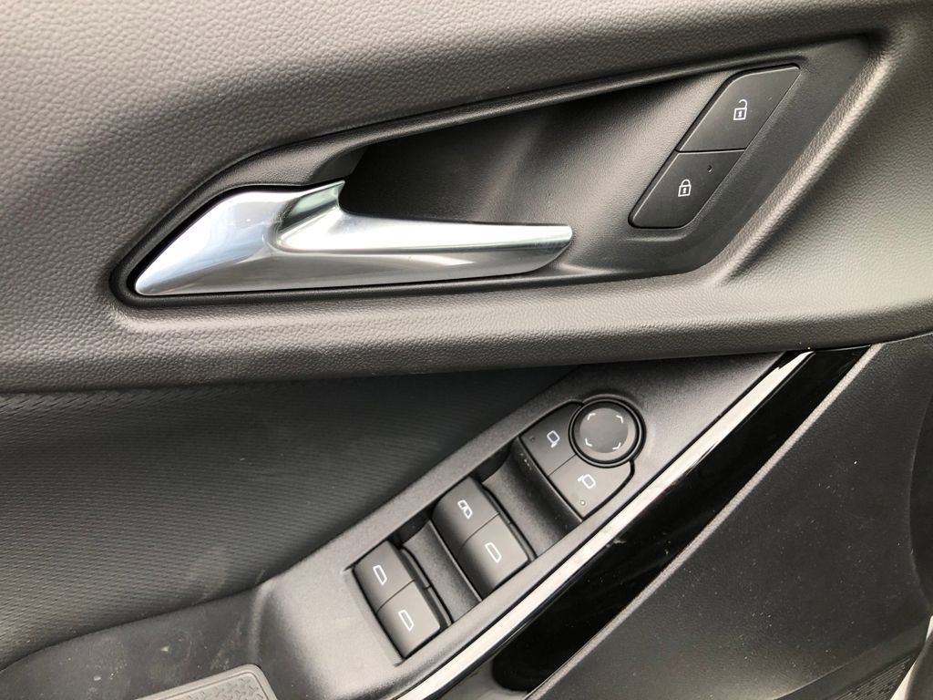 New 2026 Chevrolet Equinox LT w/ Convenience Package II image 18