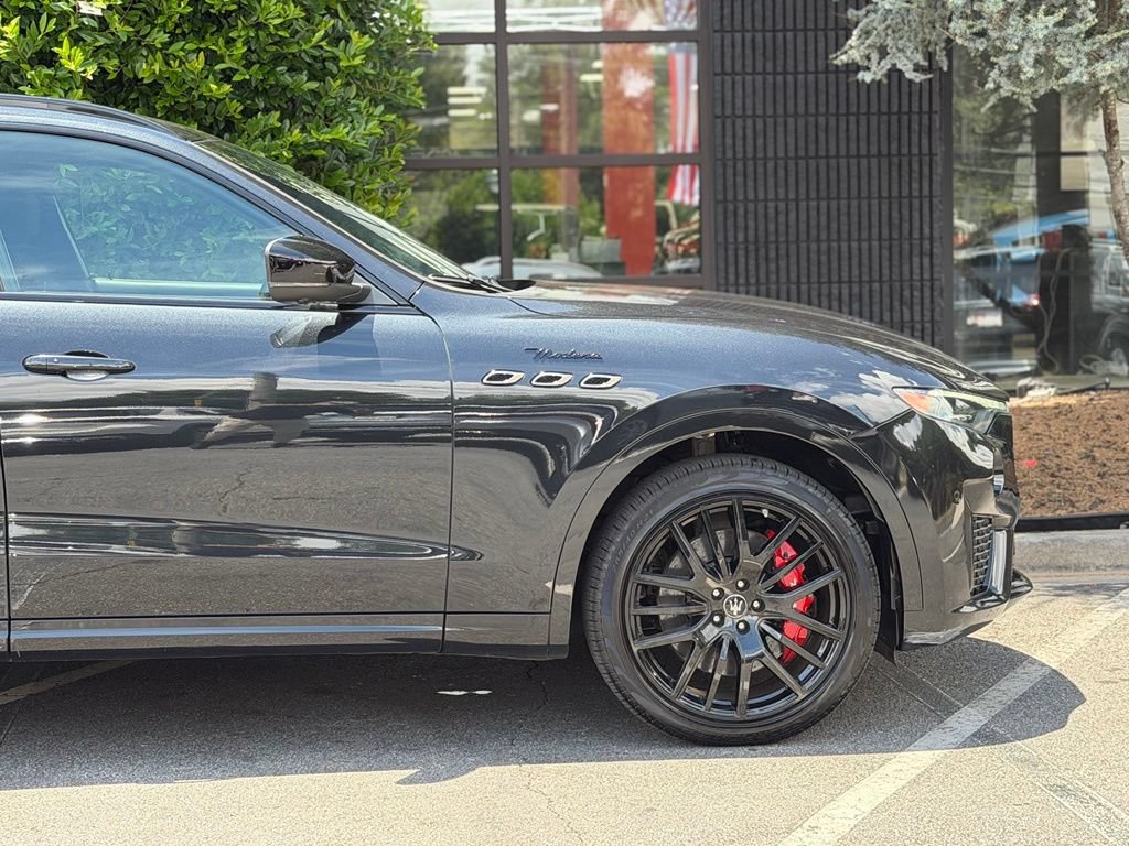 Used 2022 Maserati Levante Modena AWD/4WD image 23