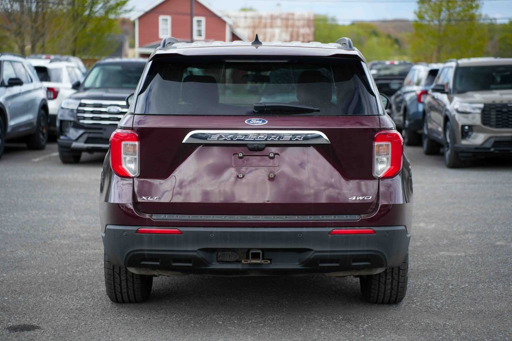 Used 2022 Ford Explorer XLT w/ Class IV Trailer Tow Package AWD/4WD image 6