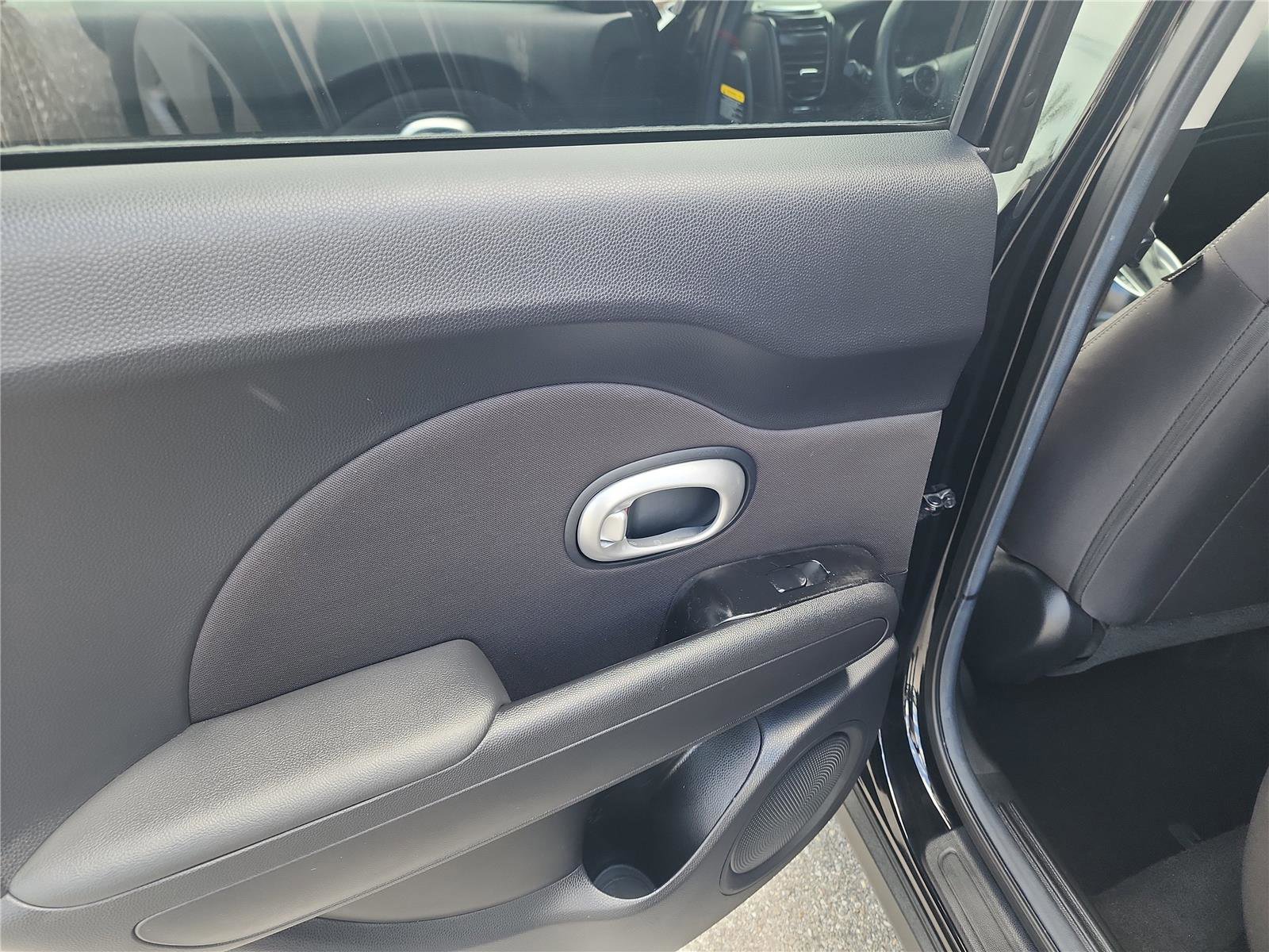 Used 2016 Kia Soul image 20