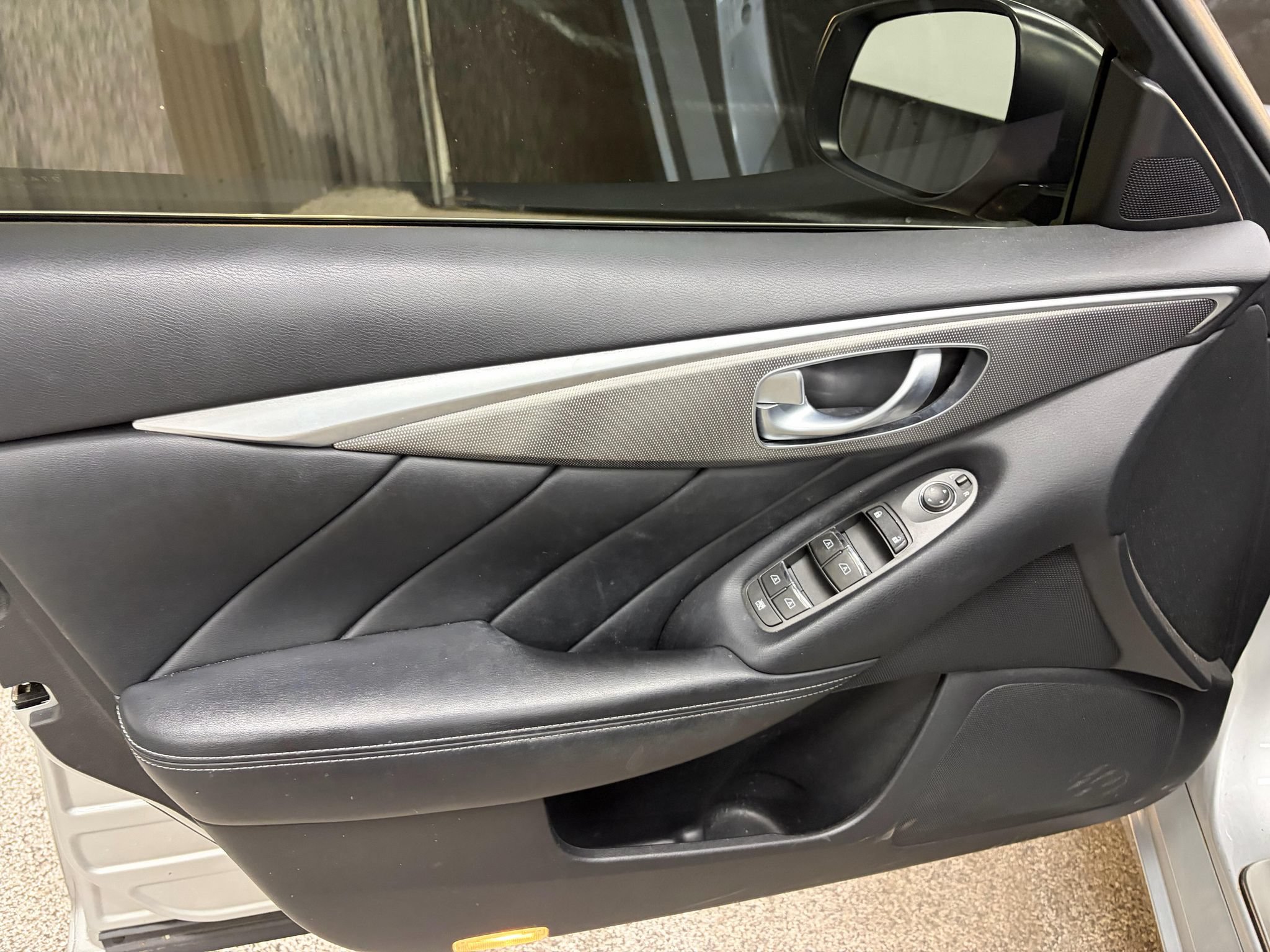Used 2014 INFINITI Q50 AWD w/ Navigation Package image 16