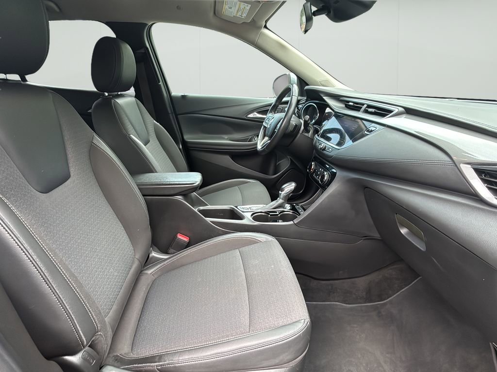 Used 2020 Buick Encore GX Preferred w/ Cold Weather Comfort Package FWD image 36