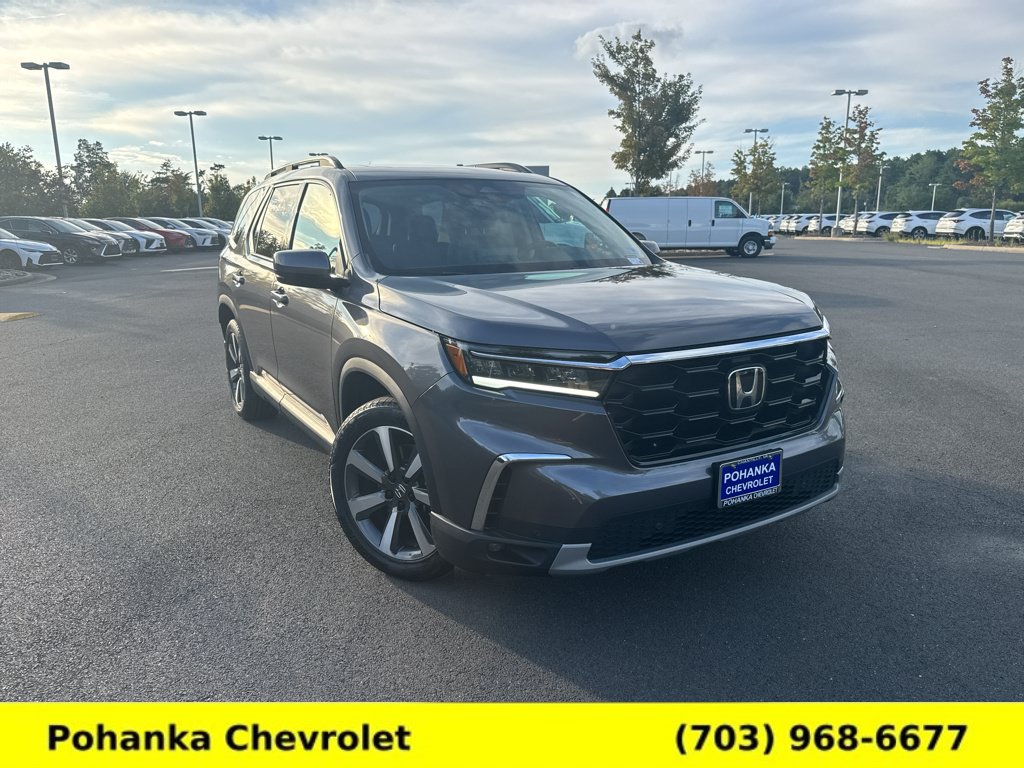 Used 2025 Honda Pilot Touring video 1