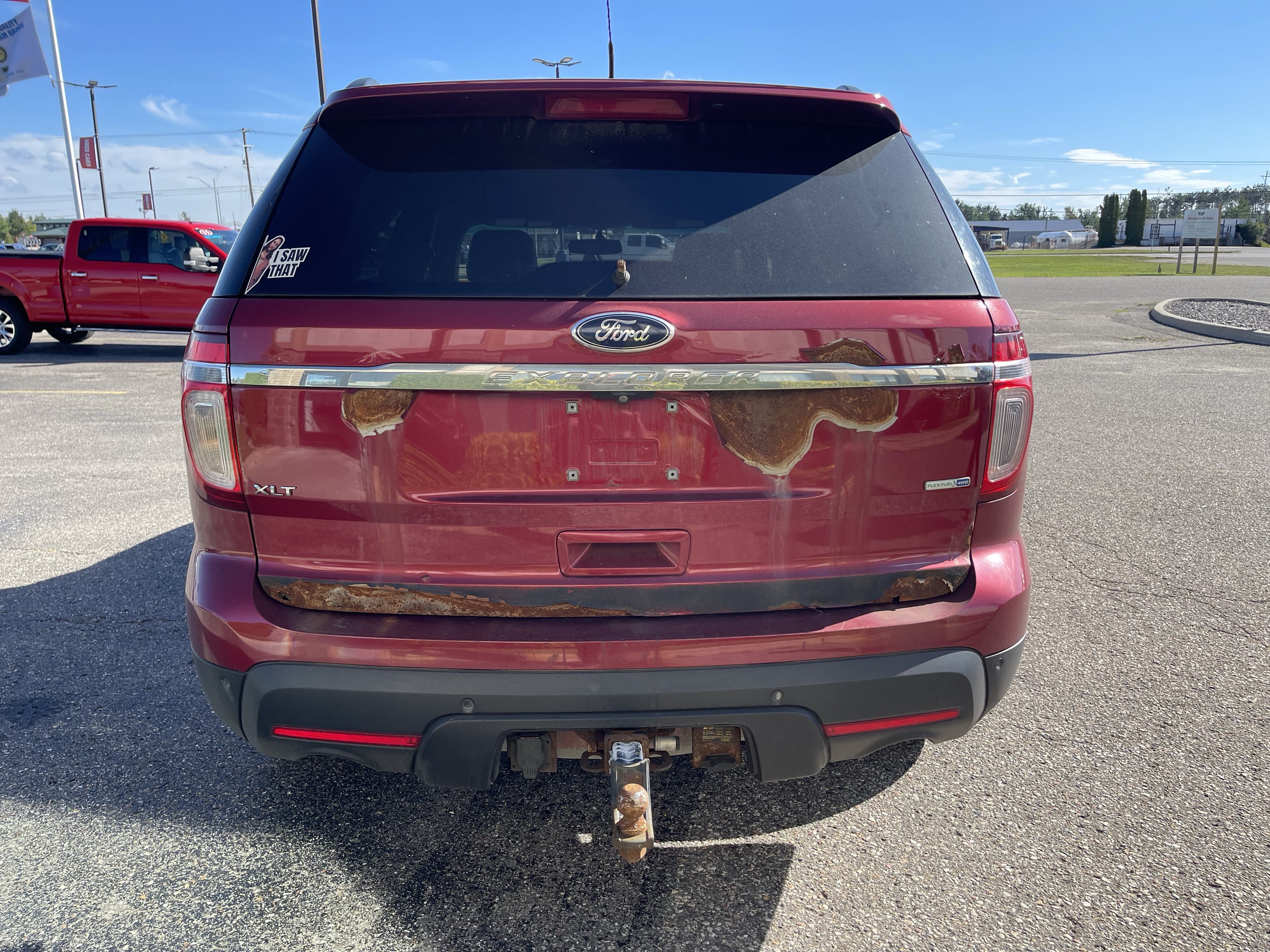 Used 2014 Ford Explorer XLT w/ Equipment Group 202A AWD/4WD image 5