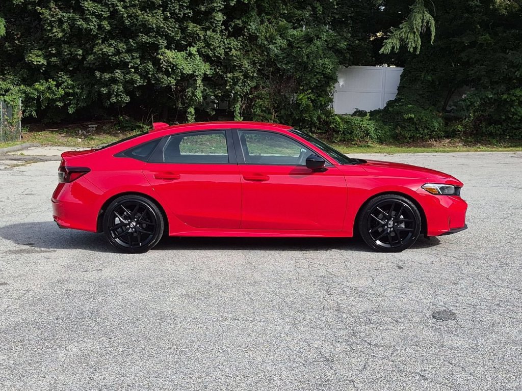 Used 2025 Honda Civic Sport image 2