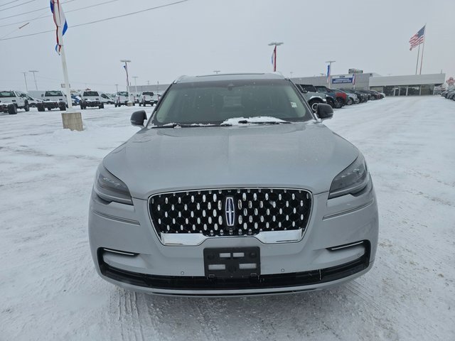 Used 2023 Lincoln Aviator Grand Touring w/ Equipment Group 301A image 9