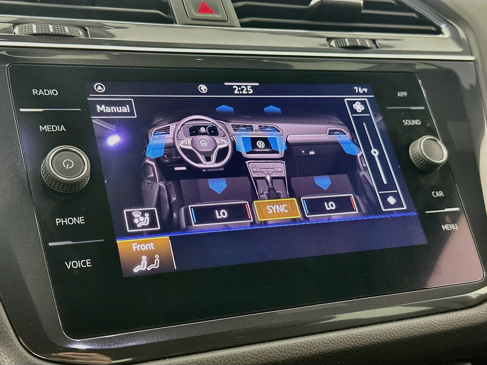 Used 2022 Volkswagen Tiguan SE R-Line FWD image 15
