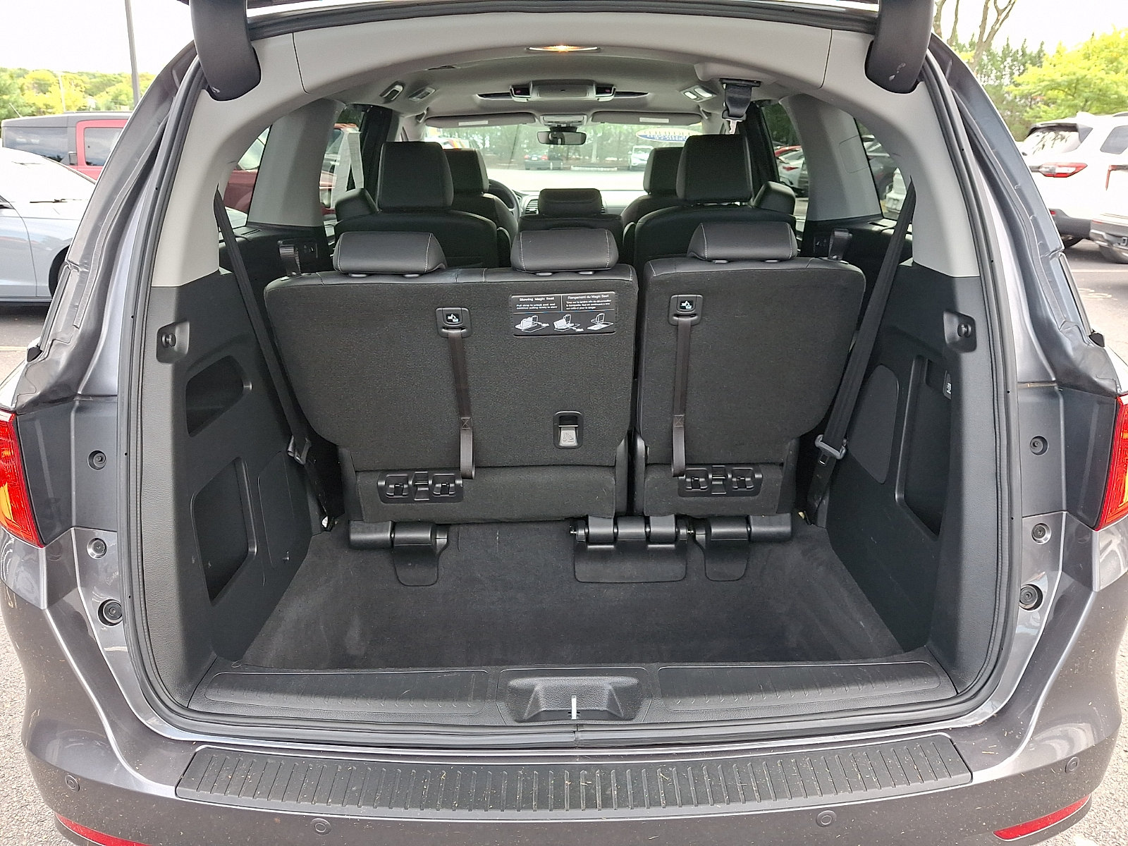 Certified 2024 Honda Odyssey Touring image 31