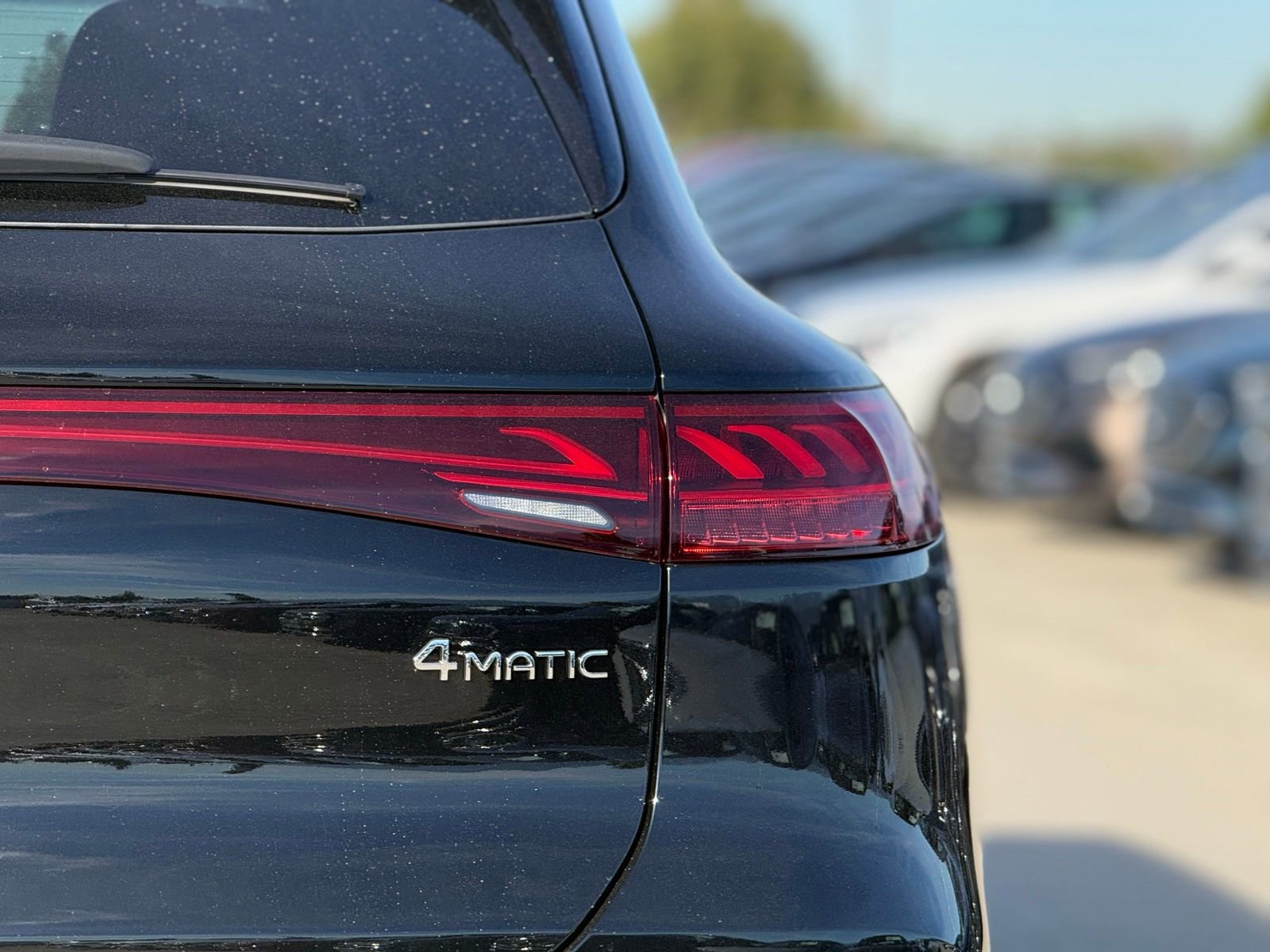 New 2026 Mercedes-Benz EQS 400 4MATIC SUV image 10