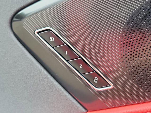 Used 2025 Chevrolet Corvette Z06 RWD image 20