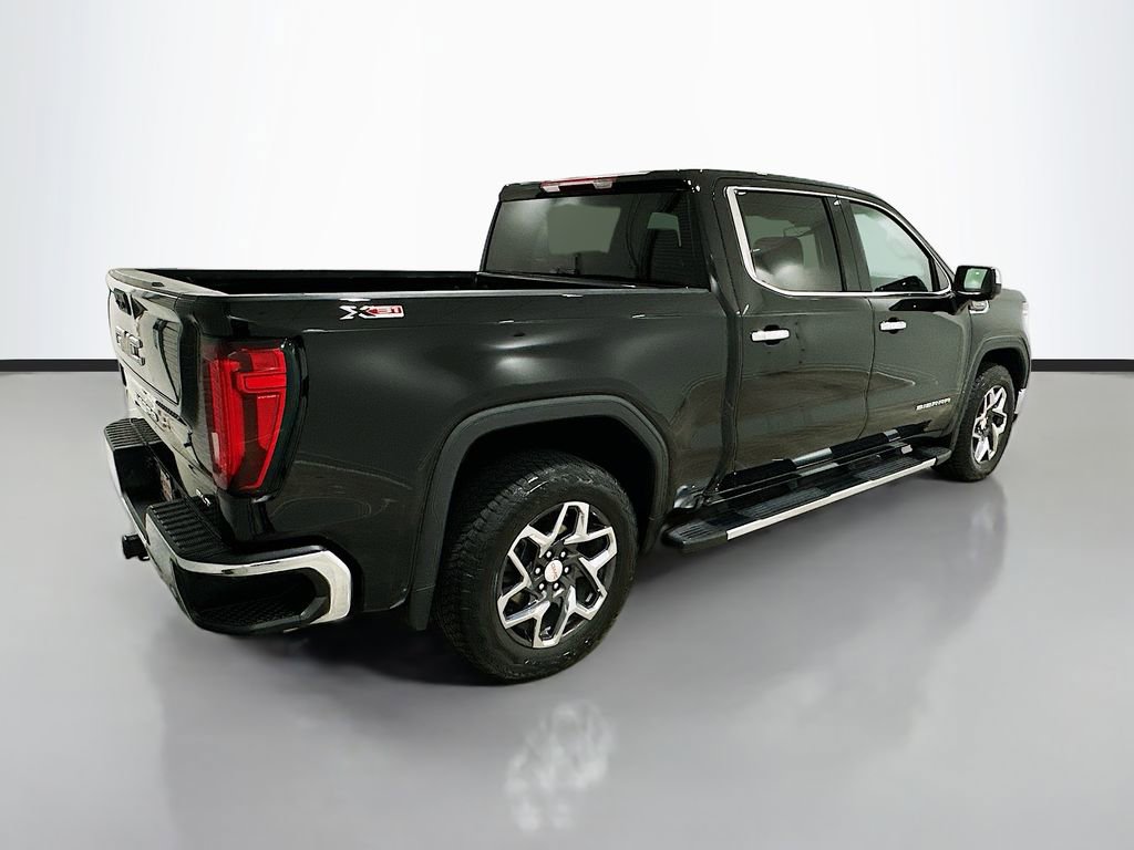 Used 2024 GMC Sierra 1500 SLT w/ X31 Off-Road Package AWD/4WD image 7