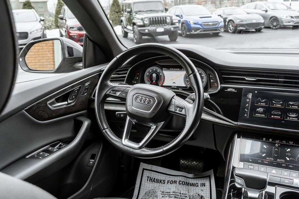 Used 2019 Audi Q8 Premium image 13