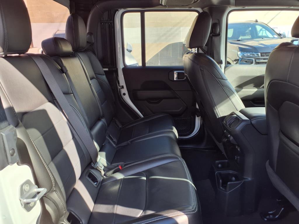 Used 2022 Jeep Gladiator Overland image 23
