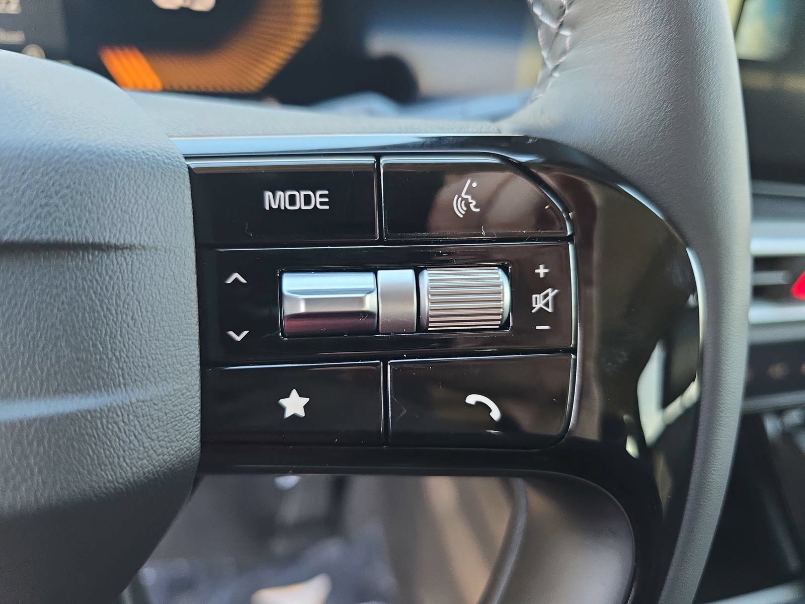 New 2026 Kia Sorento EX w/ EX Premium Package FWD image 20
