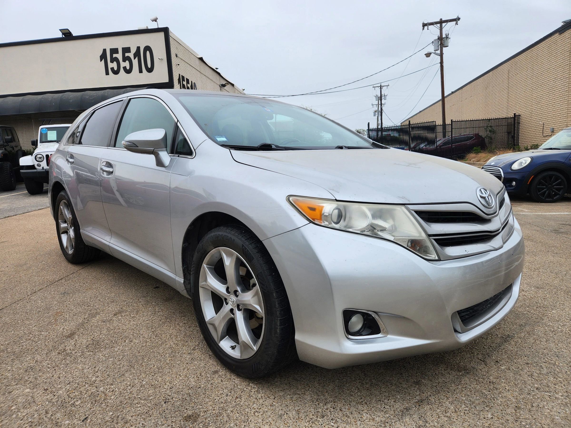 Used 2015 Toyota Venza XLE w/ XLE Premium Package FWD image 7