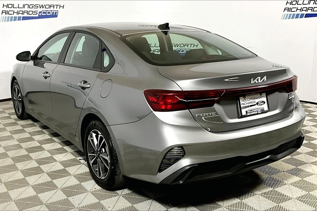 Used 2024 Kia Forte LXS image 8