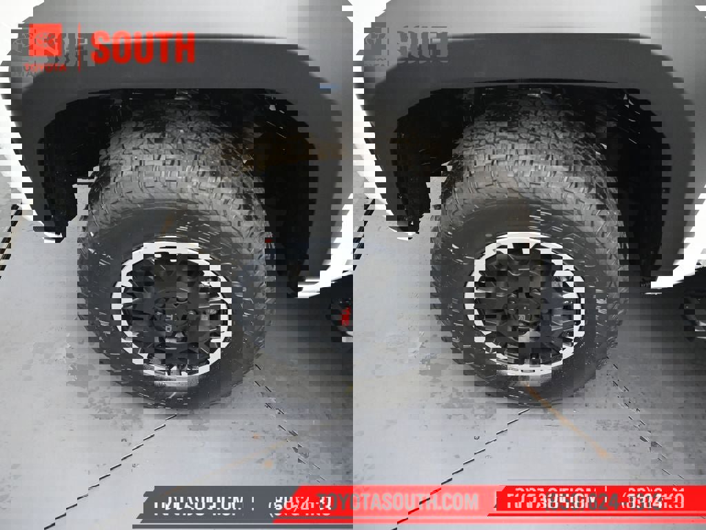 New 2026 Toyota Tacoma TRD Off-Road image 32