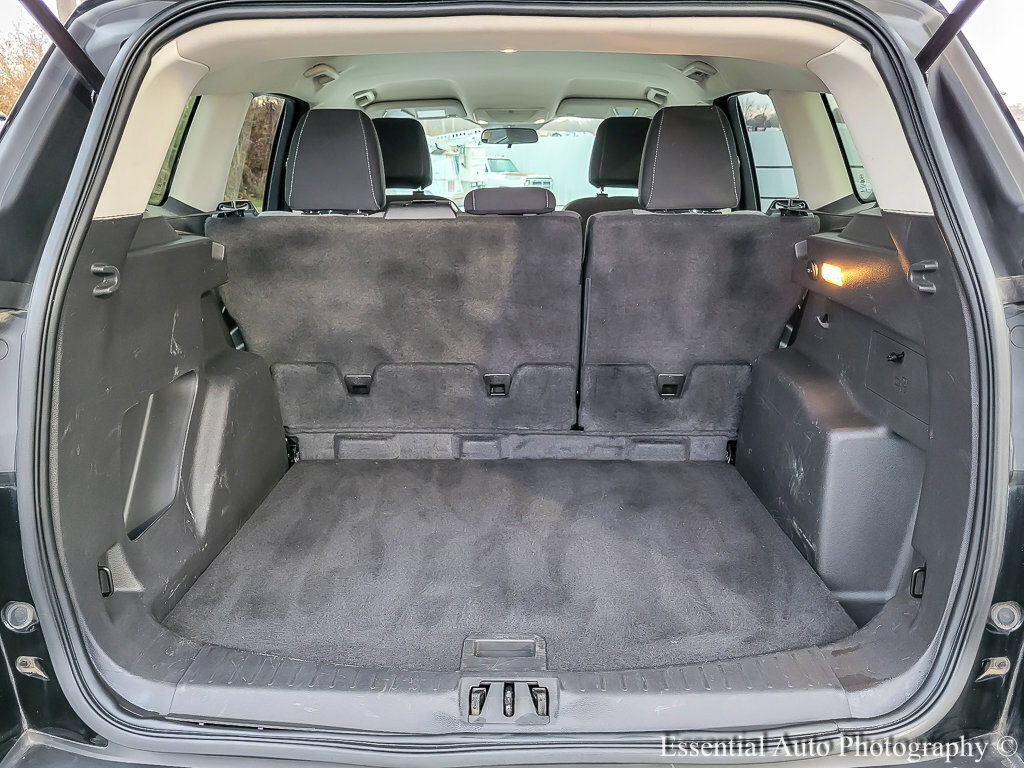 Used 2017 Ford Escape SE w/ Equipment Group 201A image 26