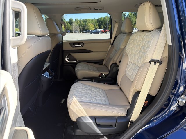 New 2026 Nissan Armada Platinum AWD/4WD image 24