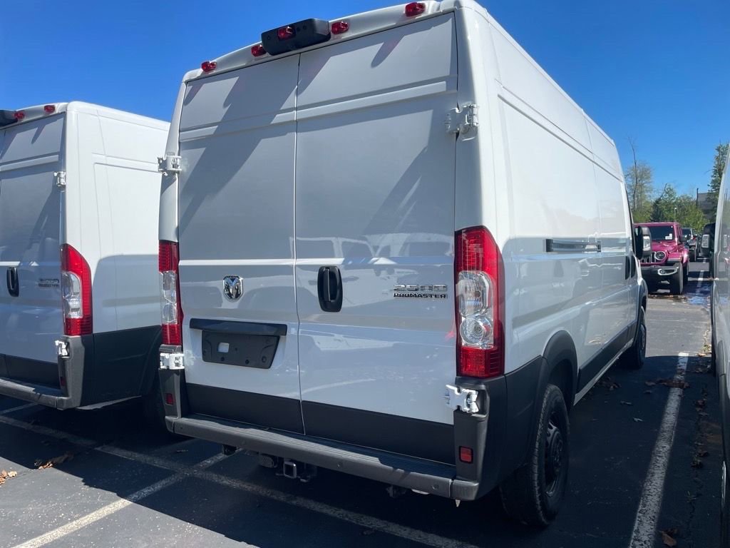 New 2024 RAM ProMaster 2500 w/ Safety Group image 17