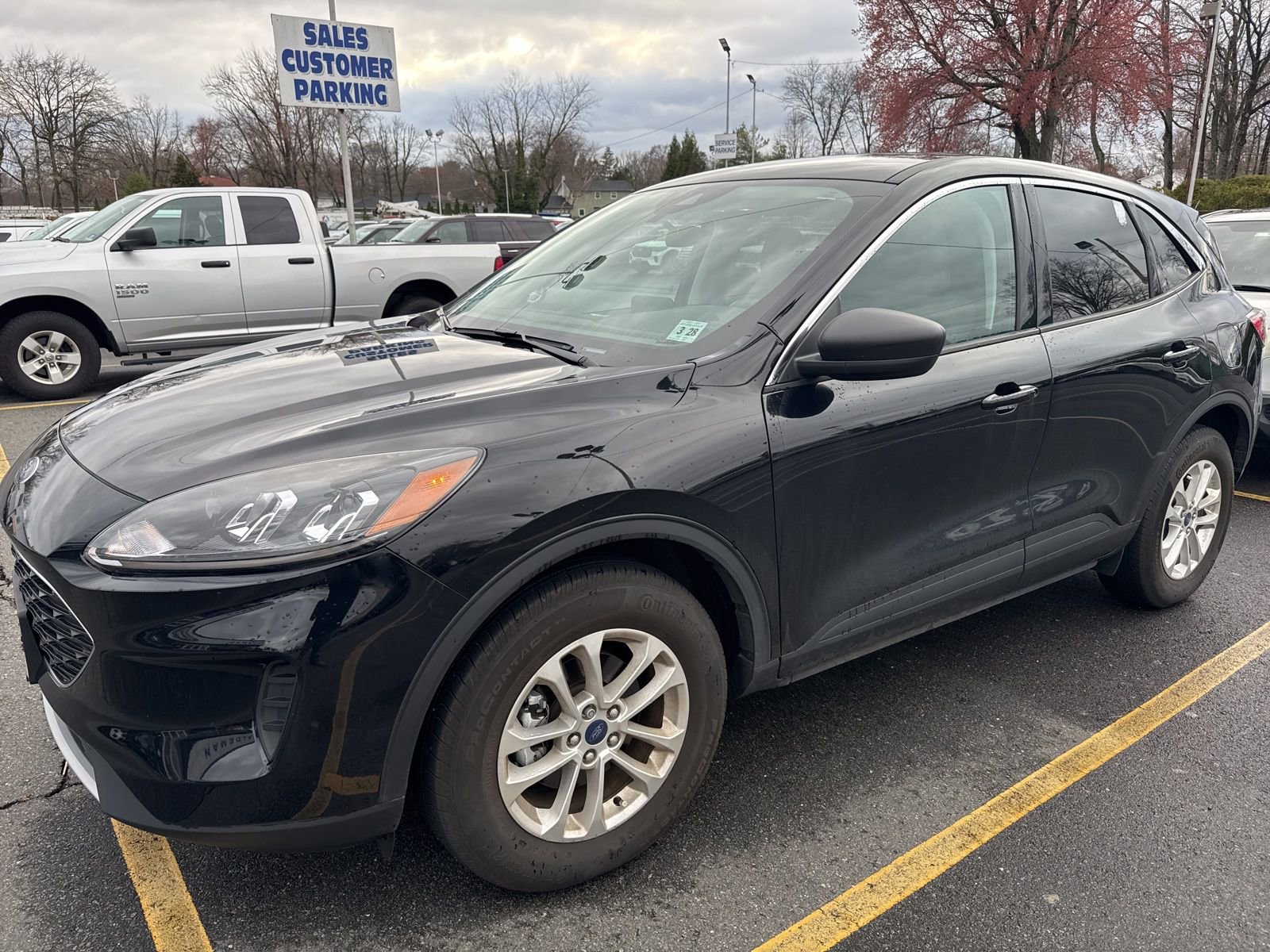 Used 2022 Ford Escape SE w/ Cold Weather Package