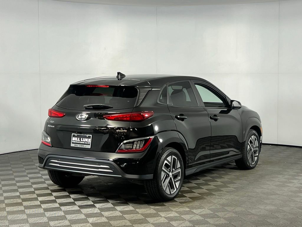 Used 2022 Hyundai Kona Limited w/ Cargo Package image 8