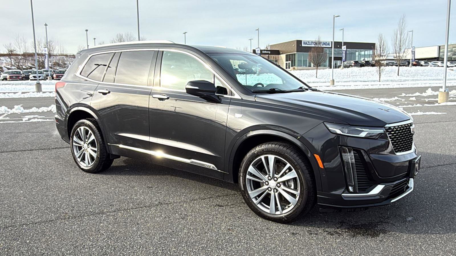 Used 2020 Cadillac XT6 Premium Luxury image 2